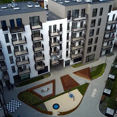 Apartment Essence Sapphire Poznan