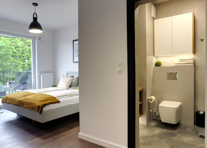 Essence Sapphire * Poznan